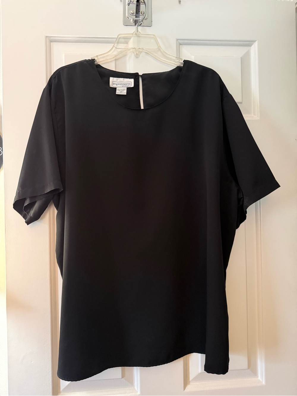 Impressions Black Short-Sleeve Tunic Blouse